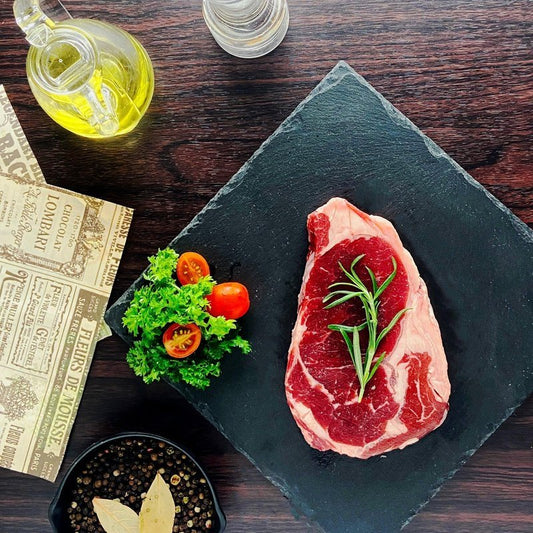 Instant Premium Striploin Steak Pack / 优质西冷牛排方便包 - 220g - Fish Club