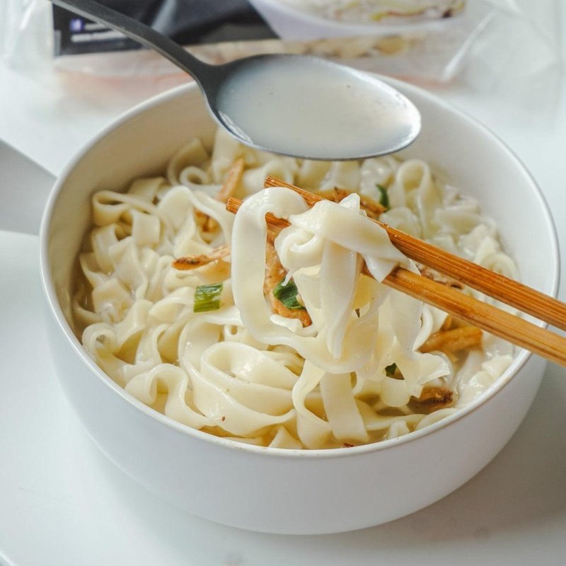 Meet Mee Pan Mee / 妈妈板面 - Fish Club